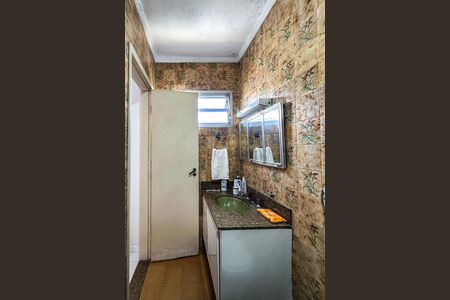 Casa à venda com 250m², 3 quartos e 2 vagasBanheiro da Suíte