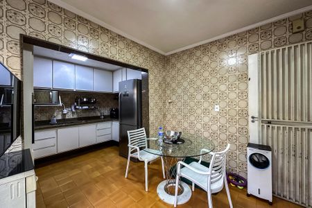 Casa à venda com 250m², 3 quartos e 2 vagasCozinha