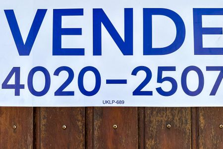 Casa à venda com 250m², 3 quartos e 2 vagasPlaca