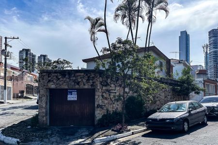 Casa à venda com 250m², 3 quartos e 2 vagasFachada