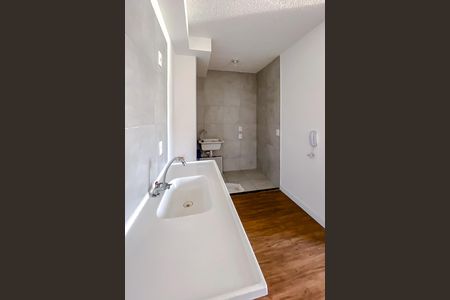 Apartamento para alugar com 34m², 2 quartos e sem vaga Apartamento para alugar com 34m², 2 quartos e sem vagaCozinha e Área de Serviço