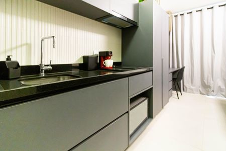 Cozinha de apartamento para alugar com 1 quarto, 25m² em Perdizes, São Paulo