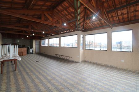 Casa à venda com 265m², 4 quartos e 2 vagas Casa à venda com 265m², 4 quartos e 2 vagasTerraço