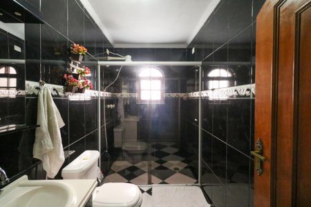 Casa à venda com 265m², 4 quartos e 2 vagas Casa à venda com 265m², 4 quartos e 2 vagasBanheiro Social 2