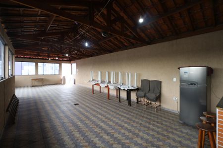 Casa à venda com 265m², 4 quartos e 2 vagas Casa à venda com 265m², 4 quartos e 2 vagasTerraço