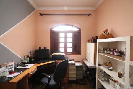 Casa à venda com 265m², 4 quartos e 2 vagas Casa à venda com 265m², 4 quartos e 2 vagasQuarto 1