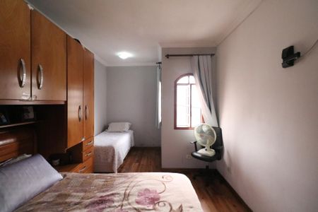 Casa à venda com 265m², 4 quartos e 2 vagas Casa à venda com 265m², 4 quartos e 2 vagasQuarto 3