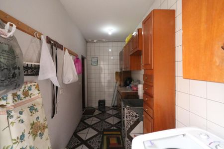 Casa à venda com 265m², 4 quartos e 2 vagas Casa à venda com 265m², 4 quartos e 2 vagasÁrea comum