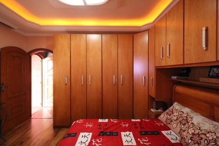 Casa à venda com 265m², 4 quartos e 2 vagas Casa à venda com 265m², 4 quartos e 2 vagasSuíte