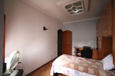 Casa à venda com 265m², 4 quartos e 2 vagas Casa à venda com 265m², 4 quartos e 2 vagasQuarto 3