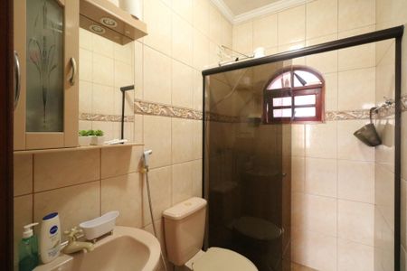 Casa à venda com 265m², 4 quartos e 2 vagas Casa à venda com 265m², 4 quartos e 2 vagasBanheiro da Suíte