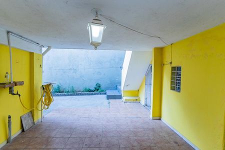 Casa à venda com 134m², 3 quartos e 4 vagas Casa à venda com 134m², 3 quartos e 4 vagasQuintal