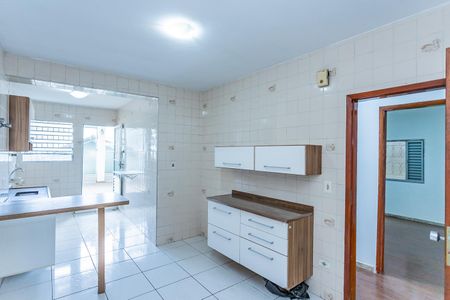 Casa à venda com 134m², 3 quartos e 4 vagas Casa à venda com 134m², 3 quartos e 4 vagasCozinha