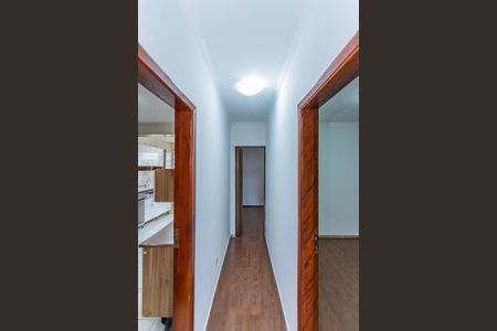 Casa à venda com 134m², 3 quartos e 4 vagas Casa à venda com 134m², 3 quartos e 4 vagasCorredor