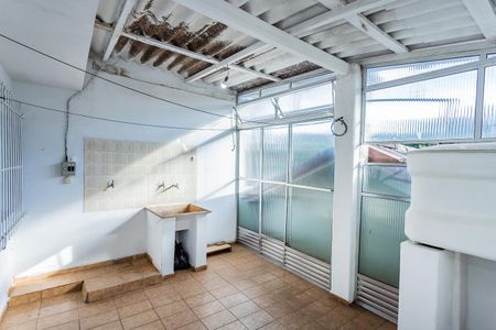 Casa à venda com 134m², 3 quartos e 4 vagas Casa à venda com 134m², 3 quartos e 4 vagasÁrea de Serviço