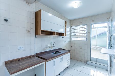 Casa à venda com 134m², 3 quartos e 4 vagas Casa à venda com 134m², 3 quartos e 4 vagasCozinha