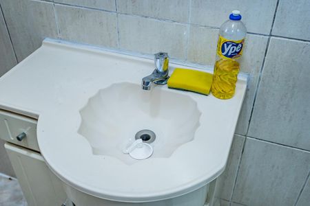 Casa à venda com 134m², 3 quartos e 4 vagas Casa à venda com 134m², 3 quartos e 4 vagasBanheiro social