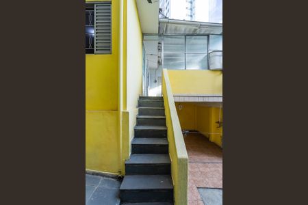 Casa à venda com 134m², 3 quartos e 4 vagas Casa à venda com 134m², 3 quartos e 4 vagasCorredor