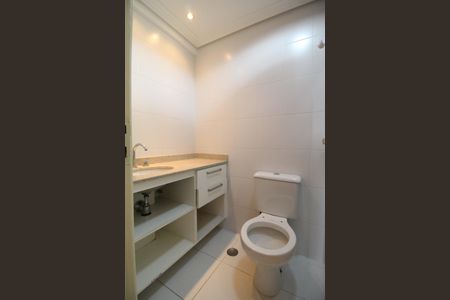 Apartamento à venda com 70m², 2 quartos e 1 vaga Apartamento à venda com 70m², 2 quartos e 1 vagaBanheiro Social