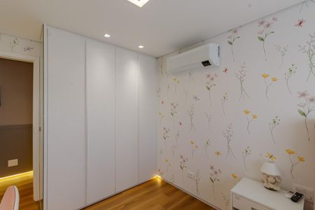 Apartamento à venda com 190m², 4 quartos e 3 vagas Apartamento à venda com 190m², 4 quartos e 3 vagasSuíte 1