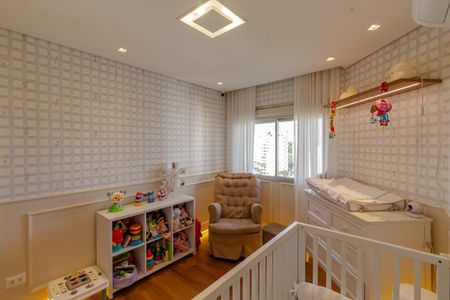 Apartamento à venda com 190m², 4 quartos e 3 vagas Apartamento à venda com 190m², 4 quartos e 3 vagasQuarto 1