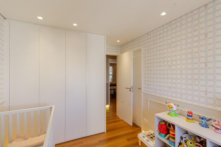 Apartamento à venda com 190m², 4 quartos e 3 vagas Apartamento à venda com 190m², 4 quartos e 3 vagasQuarto 1