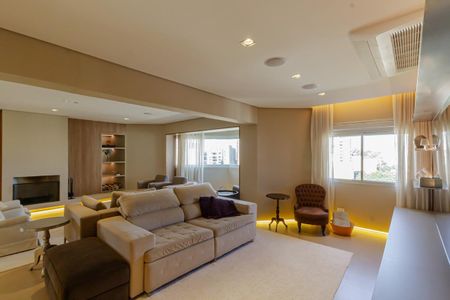Apartamento à venda com 190m², 4 quartos e 3 vagas Apartamento à venda com 190m², 4 quartos e 3 vagasSala