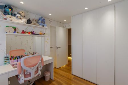 Apartamento à venda com 190m², 4 quartos e 3 vagas Apartamento à venda com 190m², 4 quartos e 3 vagasSuíte 1