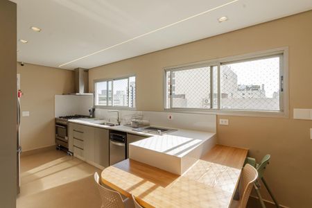 Apartamento à venda com 190m², 4 quartos e 3 vagas Apartamento à venda com 190m², 4 quartos e 3 vagasCozinha