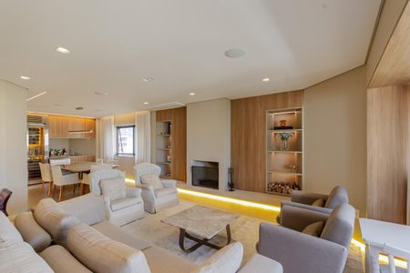 Apartamento à venda com 190m², 4 quartos e 3 vagas Apartamento à venda com 190m², 4 quartos e 3 vagasSala