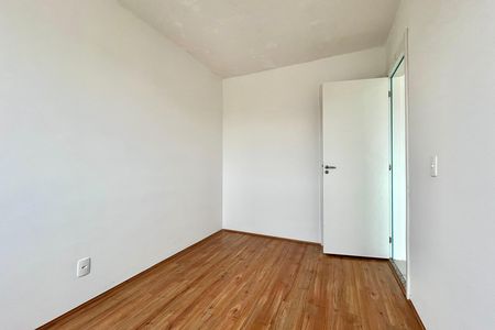 Suite de apartamento para alugar com 1 quarto, 38m² em Jardim Itacolomi, São Paulo