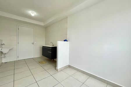 Sala de apartamento para alugar com 1 quarto, 38m² em Jardim Itacolomi, São Paulo