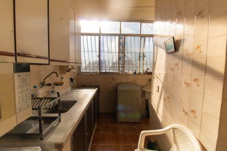 Apartamento à venda com 60m², 2 quartos e sem vagaCozinha e Área de Serviço