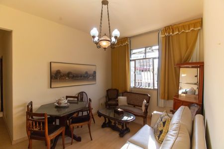 Apartamento à venda com 60m², 2 quartos e sem vagaSala