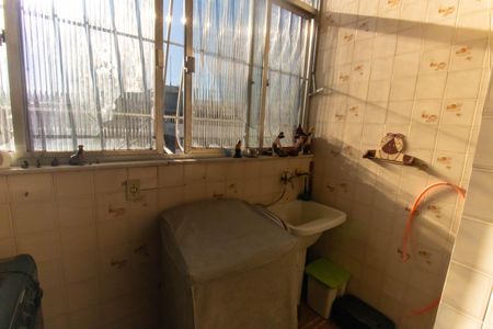 Apartamento à venda com 60m², 2 quartos e sem vagaCozinha e Área de Serviço
