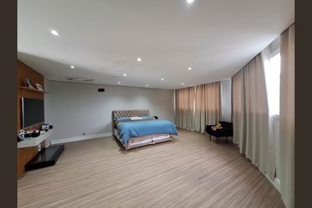 Casa de condomínio à venda com 400m², 4 quartos e 5 vagas Casa de condomínio à venda com 400m², 4 quartos e 5 vagasQuarto 1