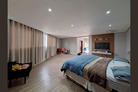 Casa de condomínio à venda com 400m², 4 quartos e 5 vagas Casa de condomínio à venda com 400m², 4 quartos e 5 vagasQuarto 1