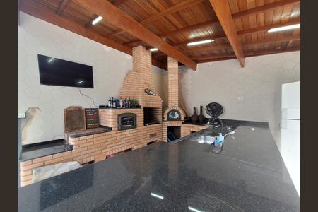 Casa de condomínio à venda com 400m², 4 quartos e 5 vagas Casa de condomínio à venda com 400m², 4 quartos e 5 vagasChurrasqueira