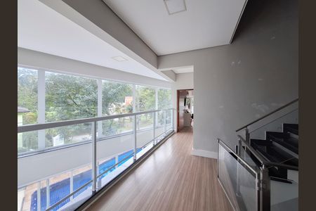 Casa de condomínio à venda com 400m², 4 quartos e 5 vagas Casa de condomínio à venda com 400m², 4 quartos e 5 vagasHall