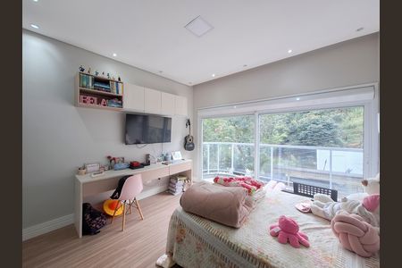 Casa de condomínio à venda com 400m², 4 quartos e 5 vagas Casa de condomínio à venda com 400m², 4 quartos e 5 vagasQuarto 4