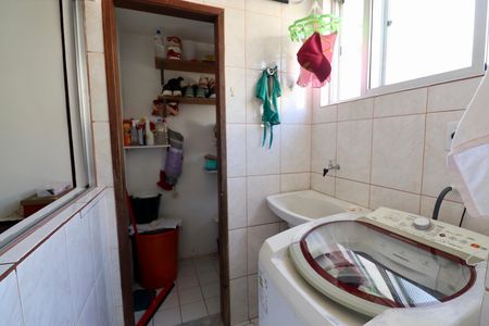 Casa de condomínio para alugar com 78m², 2 quartos e 1 vagaÁrea de Serviço