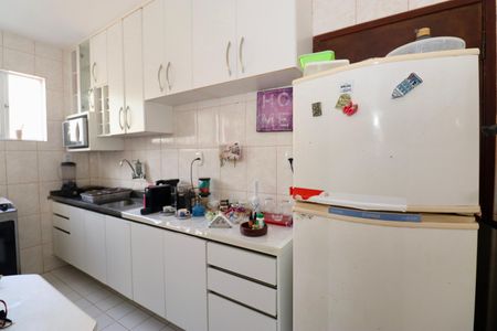 Casa de condomínio para alugar com 78m², 2 quartos e 1 vagaCozinha