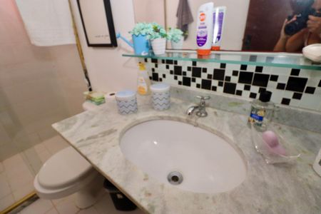 Casa de condomínio para alugar com 78m², 2 quartos e 1 vagaBanheiro