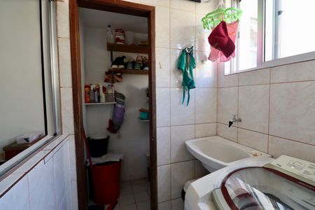 Casa de condomínio para alugar com 78m², 2 quartos e 1 vagaÁrea de Serviço