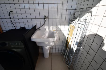 Apartamento à venda com 90m², 2 quartos e 1 vagaÁrea de Serviço