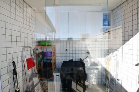 Apartamento à venda com 90m², 2 quartos e 1 vagaÁrea de Serviço