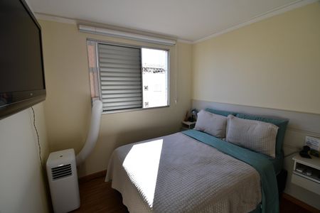 Apartamento à venda com 90m², 2 quartos e 1 vagaQuarto 2