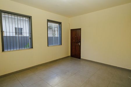 Apartamento para alugar com 100m², 3 quartos e sem vaga Apartamento para alugar com 100m², 3 quartos e sem vagaSala