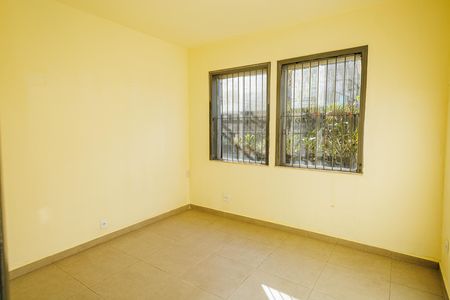 Apartamento para alugar com 100m², 3 quartos e sem vaga Apartamento para alugar com 100m², 3 quartos e sem vagaQuarto 1