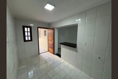 Casa para alugar com 85m², 2 quartos e sem vaga Casa para alugar com 85m², 2 quartos e sem vagaCozinha